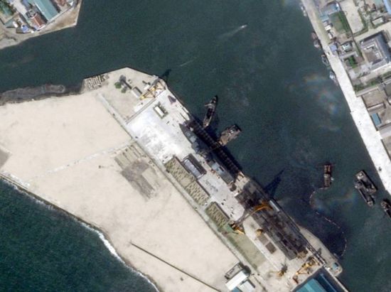 كوريا الشمالية توقف شخصًا رابعًا على خلفية فشل تدشين سفينة حربية