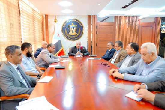 بعد تدهور الخدمات.. الانتقالي يخاطب مجلس الأمن ويشكل لجنة طوارئ