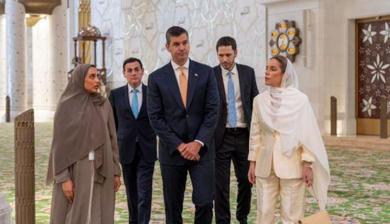 رئيس باراغواي يزور جامع الشيخ زايد الكبير في أبوظبي