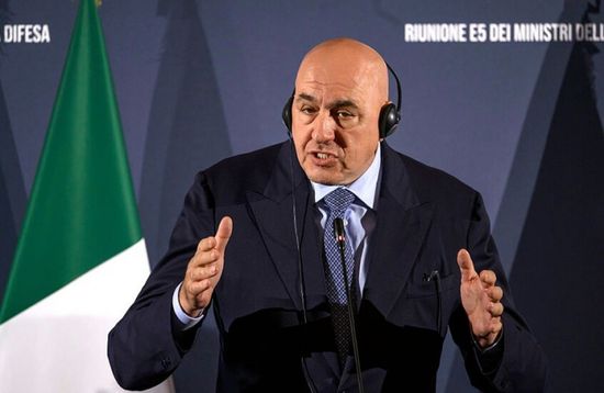 وزير الدفاع الإيطالي: نتنياهو مخطئ تكتيكياً وأخلاقياً