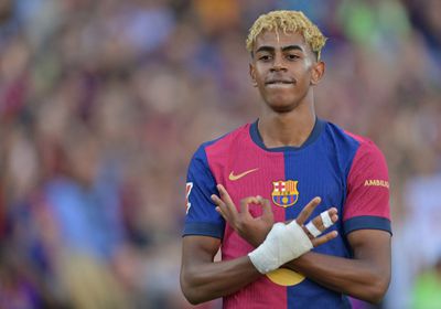 برشلونة يجدد عقد لامين يامال حتى 2031