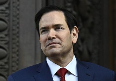 واشنطن تعلق تأشيرات الطلبة الأجانب