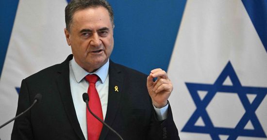 كاتس: سندمر مطار صنعاء "مراراً وتكراراً"