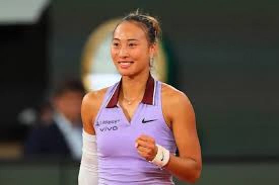 البطلة الأولمبية تشنغ تتأهل للدور الثالث في فرنسا المفتوحة للتنس