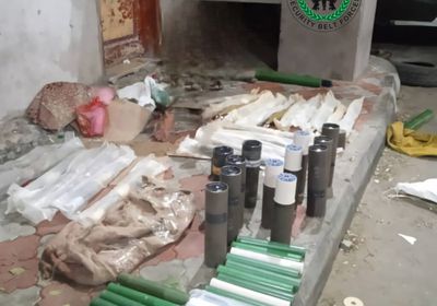 ضبط عشرات القذائف على متن شاحنة شرق العاصمة عدن