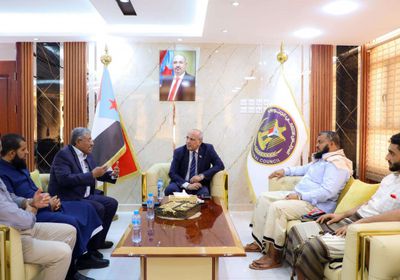 الجمعية الوطنية و"الصرافين" ترصدان أسباب انهيار العملة المحلية