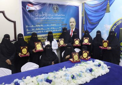 انتقالي حضرموت يكرم عددًا من العاملات المتميزات في القطاع العام