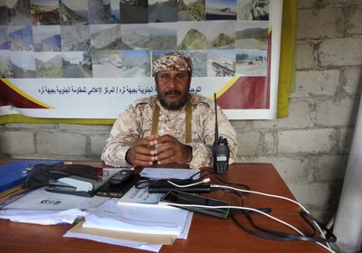 جبهة ثرة: مليشيا الحوثي تكرس إغلاق الطريق بالألغام والتهجير