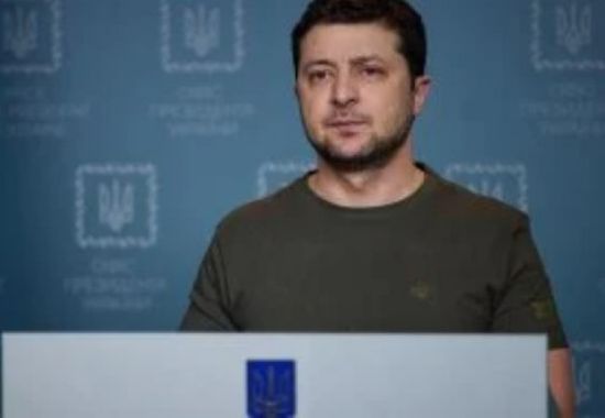 زيلينسكى يصل برلين تمهيداً للقاء المستشار الألمانى