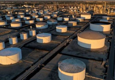 تراجع مخزونات النفط بأمريكا 4 ملايين برميل