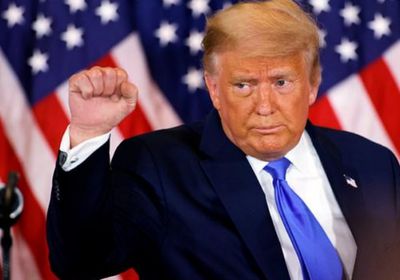 البيت الأبيض يعلق على تجميد رسوم فرضها ترامب