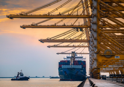 الحكومة الأمريكية تسجل حصيلة قياسية من الرسوم الجمركية في أبريل