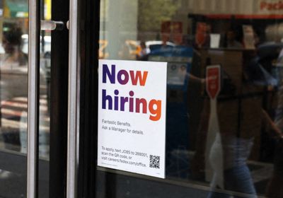 ارتفاع أكبر من المتوقع في عدد طلبات إعانة البطالة بأمريكا