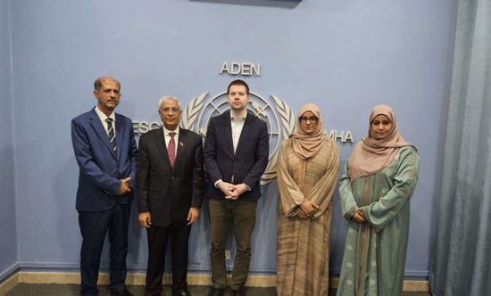 فريق الحوار الجنوبي ومدير مكتب المبعوث الأممي يبحثان التحديات الراهنة