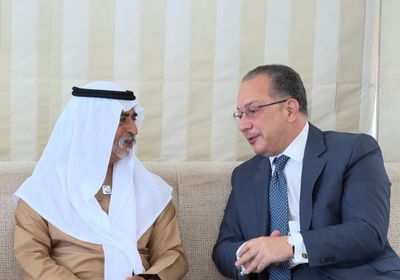 وزير التسامح الإماراتي يستقبل السفير المصري بمناسبة انتهاء فترة عمله