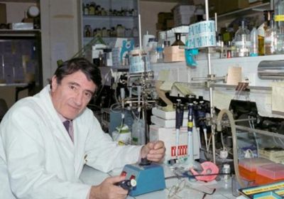 وفاة مخترع حبوب الإجهاض إيتيان إميل بولييه