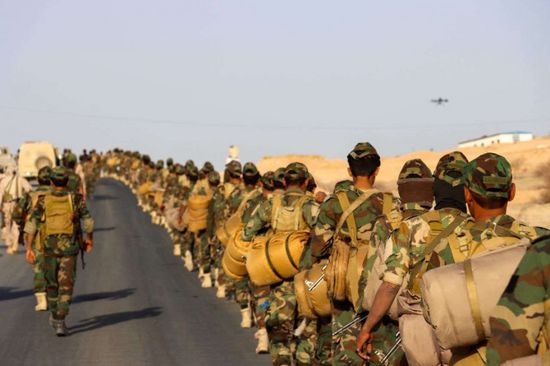 مسير عسكري لكتيبة من اللواء الثاني دفاع شبوة في محيط عتق