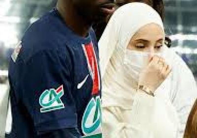 زوجة ديمبيلي تحتفل بتتويج باريس سان جيرمان بدوري الأبطال