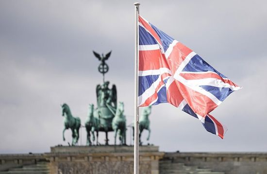 المملكة المتحدة تخطط لبناء مصانع أسلحة وذخائر جديدة