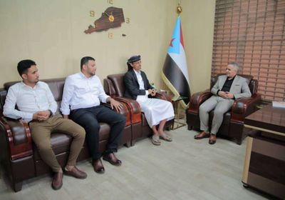 اليافعي يثمن مبادرة ترميم الخط الدولي في أبين