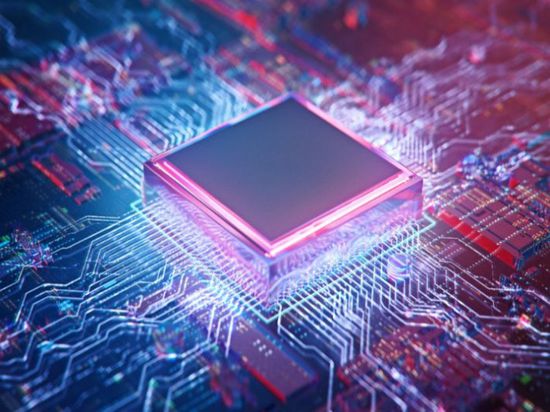 اليابان تقترح شراء رقائق أمريكية لخفض العجز التجاري