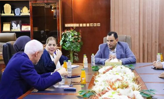 وزير الزراعة و"الإنمائي" يتابعان تأهيل الميناء السمكي في التواهي