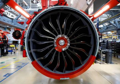 أمريكا تعلق صادرات أجزاء محركات الطائرات إلى الصين