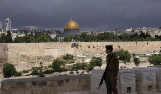 حماس تطالب الجميع بالتحرك الفوري للجم عربدة إسرائيل بالقدس والمسجد الأقصى