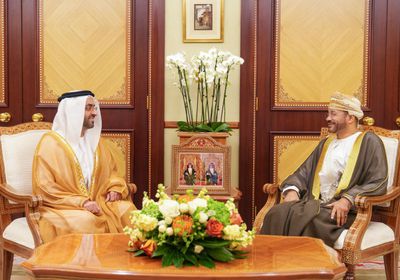 سفير الإمارات يسلم أوراق اعتماده إلى وزير خارجية عُمان
