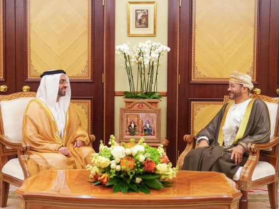 سفير الإمارات يسلم أوراق اعتماده إلى وزير خارجية عُمان