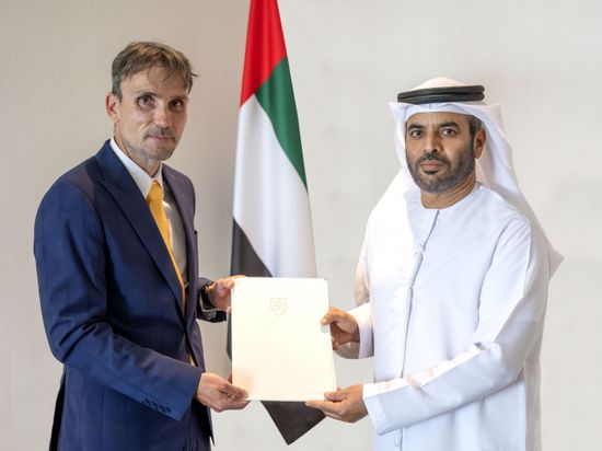 الخارجية الإماراتية تتسلم أوراق اعتماد سفير سلوفاكيا لدى أبوظبي
