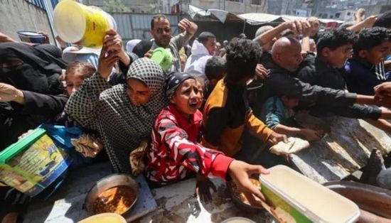 إسرائيل تحذر سكان غزة من التوجه لمراكز توزيع المساعدات