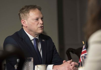 بريطانيا تقرر تزويد أوكرانيا بـ100 ألف مسيرة