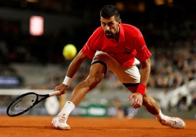 ديوكوفيتش يلجأ للكرات القصيرة خلف الشبكة في فوزه على زفيريف