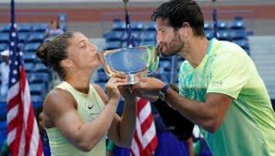 الثنائي الإيطالي فافاسوري وإيراني يفوز بلقب الزوجي المختلط