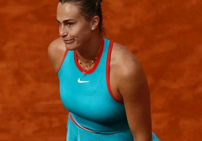 سبالينكا تصعق شيانتيك بقبل نهائي بطولة فرنسا المفتوحة للتنس