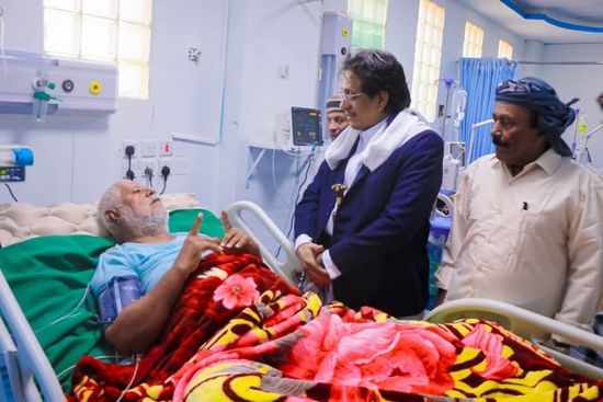 وكيل محافظة شبوة يتفقد المرافق الصحية والأمنية في عتق