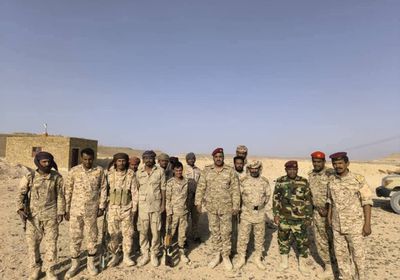 رئيس عمليات لواء حضرموت يتفقد مواقع اللواء ونقاطه العسكرية