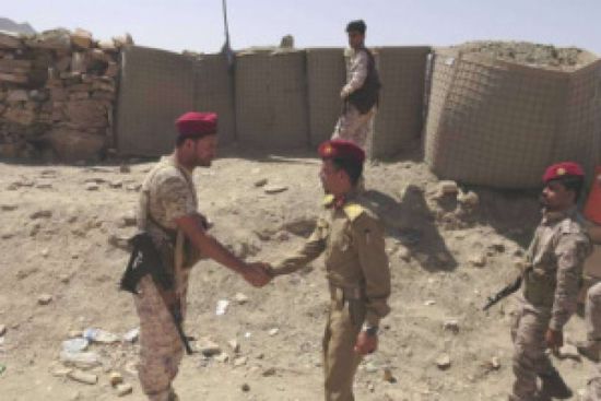 قائد اللواء الأول دعم وإسناد يتفقد المقاتلين المرابطين في المحفد