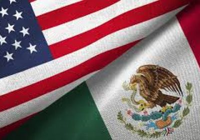 المكسيك تطالب الولايات المتحدة بعدم معاملة المهاجرين مثل المجرمين