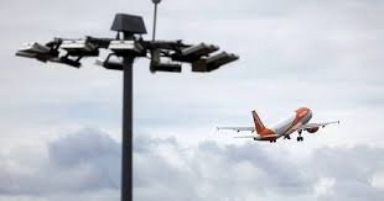 تراجع أسعار النفط يدعم قطاع الطيران عالميًا