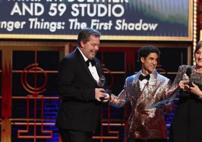 مسرحية سترينجر ثينجز تحصد 4 جوائز توني