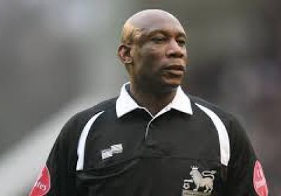 وفاة ريني أول حكم أسود بالدوري الإنجليزي الممتاز عن 65 عامًا