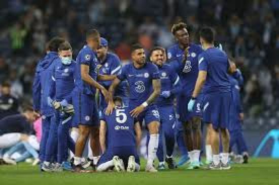 تشيلسي يتعاقد مع المدافع سار من ستراسبورج