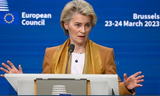 المفوضية الأوروبية تقترح فرض الحزمة الـ18 من العقوبات على روسيا