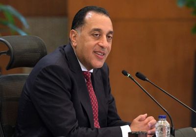 رئيس الوزراء المصري يُهنئ نظيره السوداني بتوليه منصبه الجديد