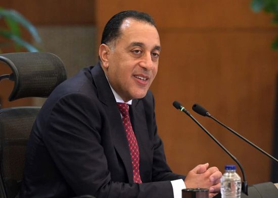 رئيس الوزراء المصري يُهنئ نظيره السوداني بتوليه منصبه الجديد