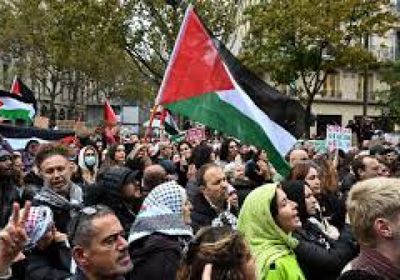 مئات المتظاهرين في باريس تضامنا مع الفلسطينيين