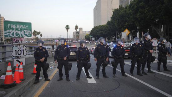 عمليات توقيف واسعة خلال حظر التجوّل في لوس أنجليس