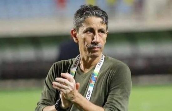 مدرب عمان يشيد بالروح القتالية لفريقه